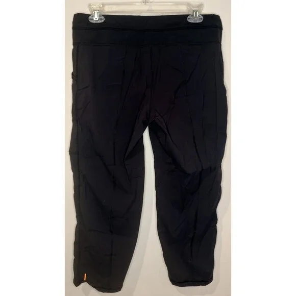 Lucy Black Cropped Capri Leggings Ruched Pockets Size M Medium EUC!! - Picture 3 of 4